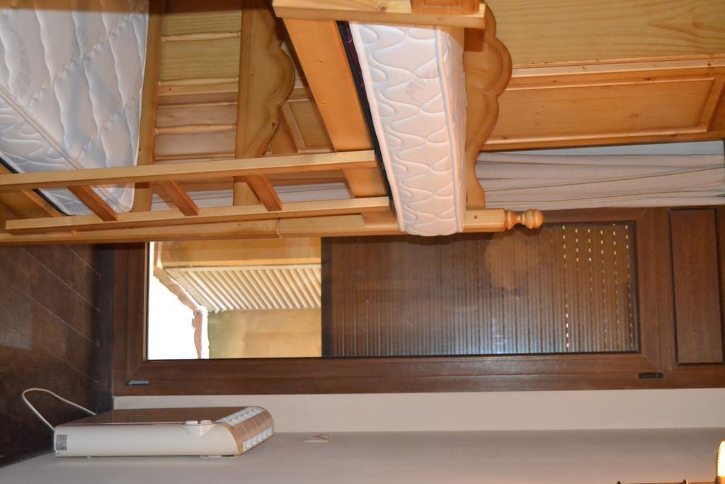 קסטלאר דה נוג Hostal La Muntanya מראה חיצוני תמונה