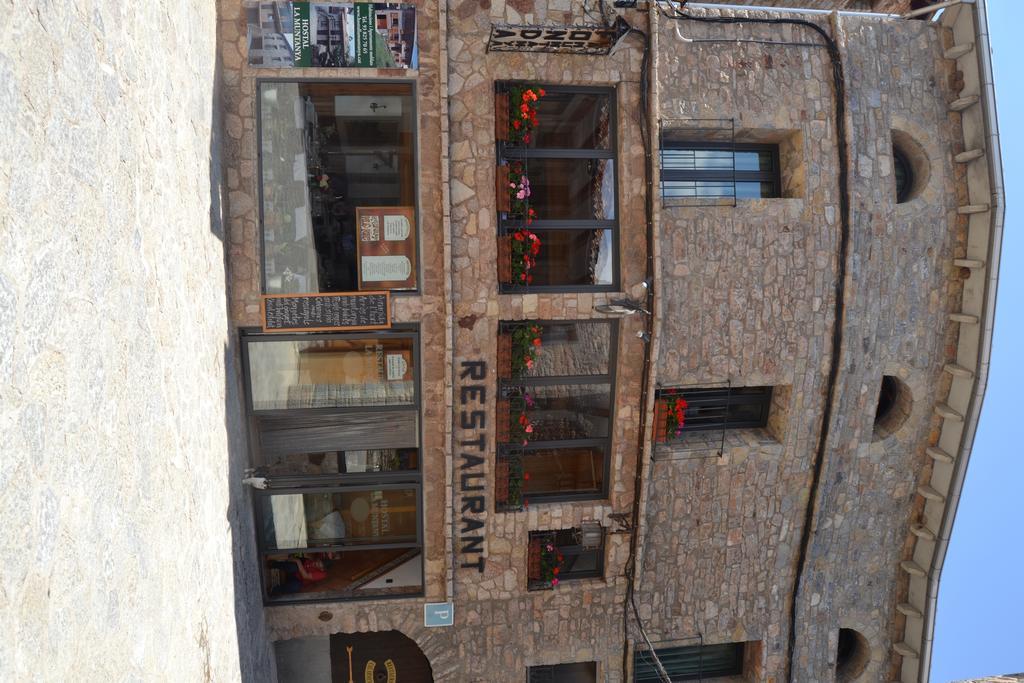 קסטלאר דה נוג Hostal La Muntanya מראה חיצוני תמונה