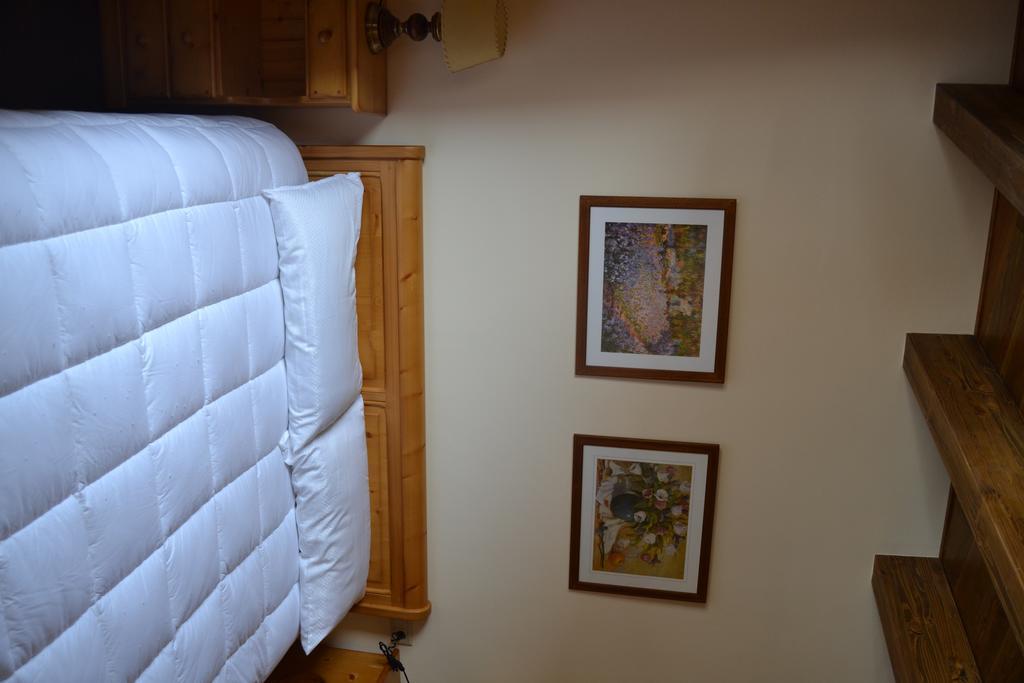 קסטלאר דה נוג Hostal La Muntanya מראה חיצוני תמונה